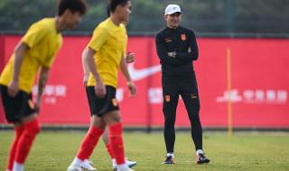 扬科维奇是怎么执教的 扬科维奇执教过哪些